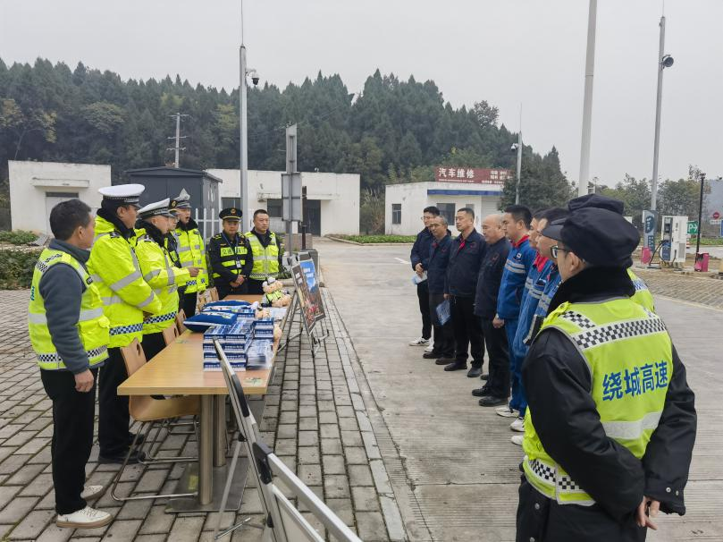 1733189317465064175.png 圖片2.png